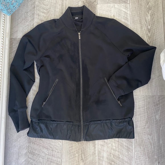 Lululemon jacket - Picture 1 of 2